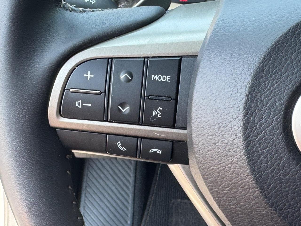 Used 2022 Lexus RX 350 AWD w/ Premium Package image 22