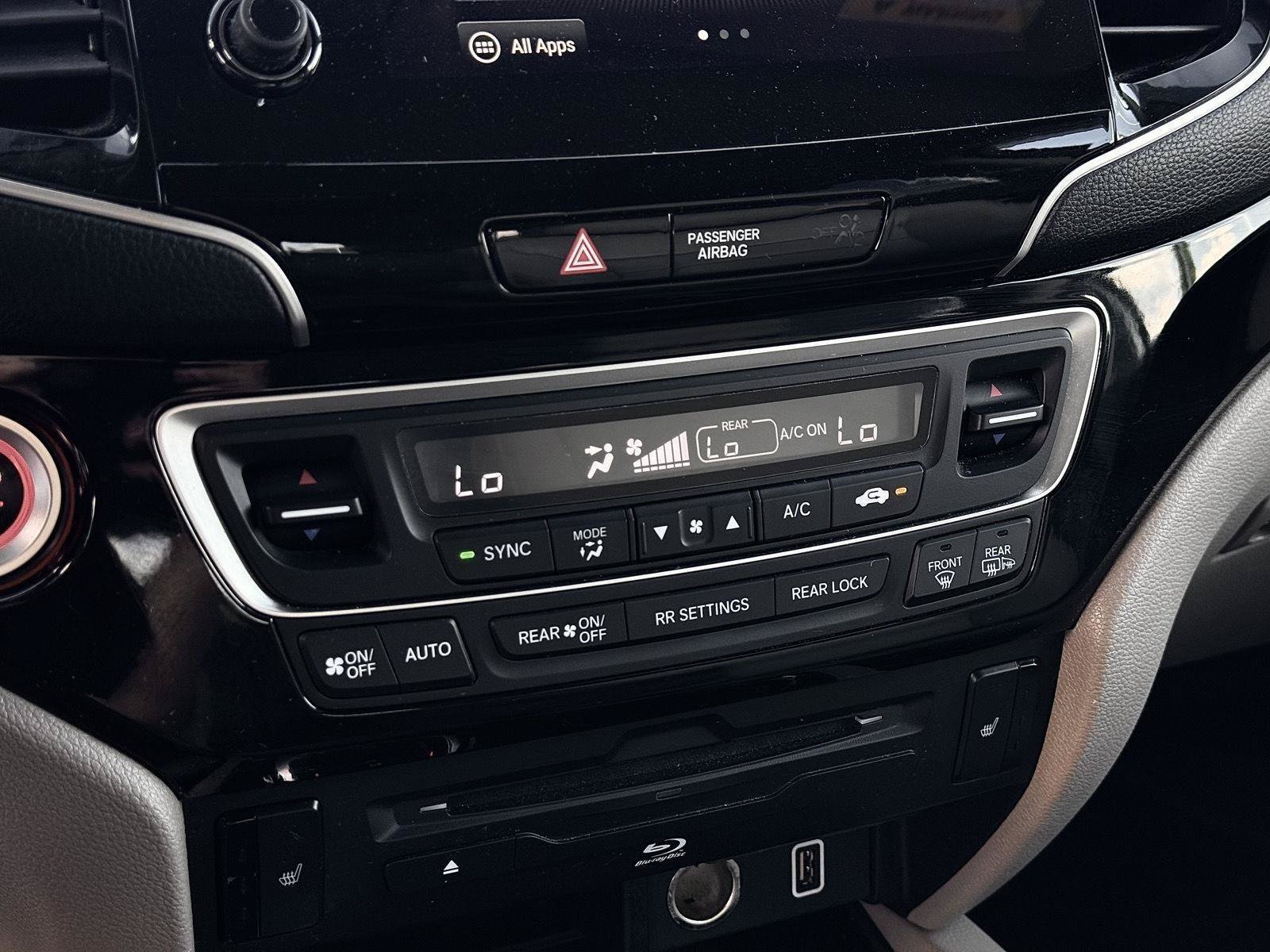 Certified 2021 Honda Pilot Touring image 18