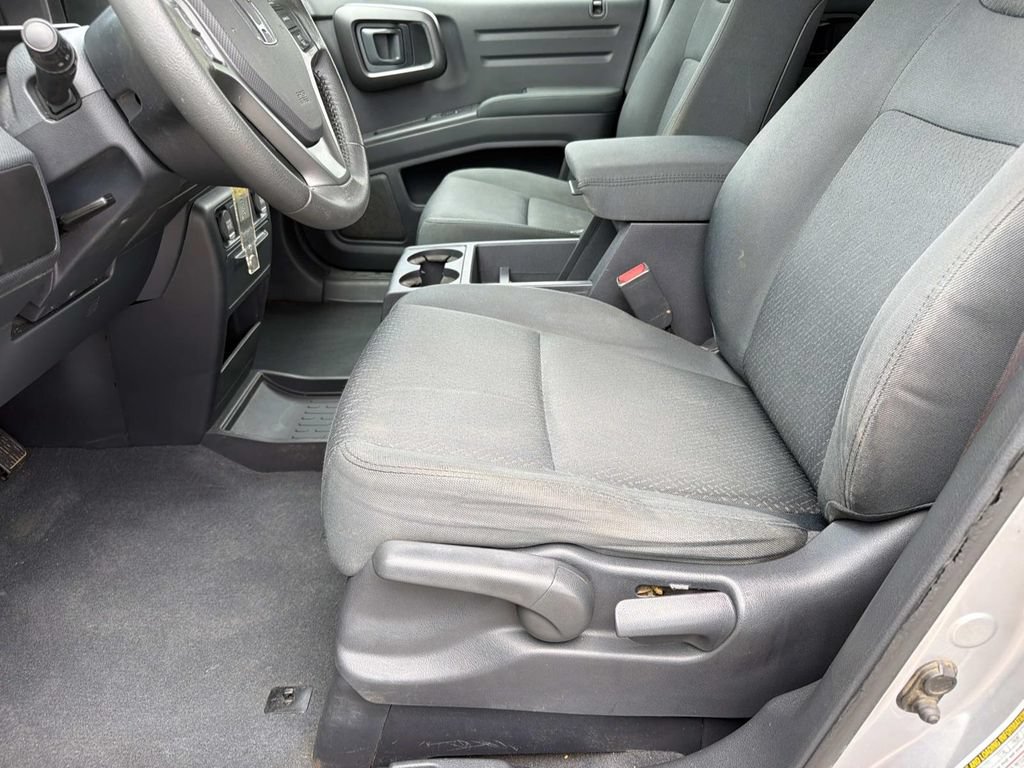 Used 2014 Honda Ridgeline Sport image 10