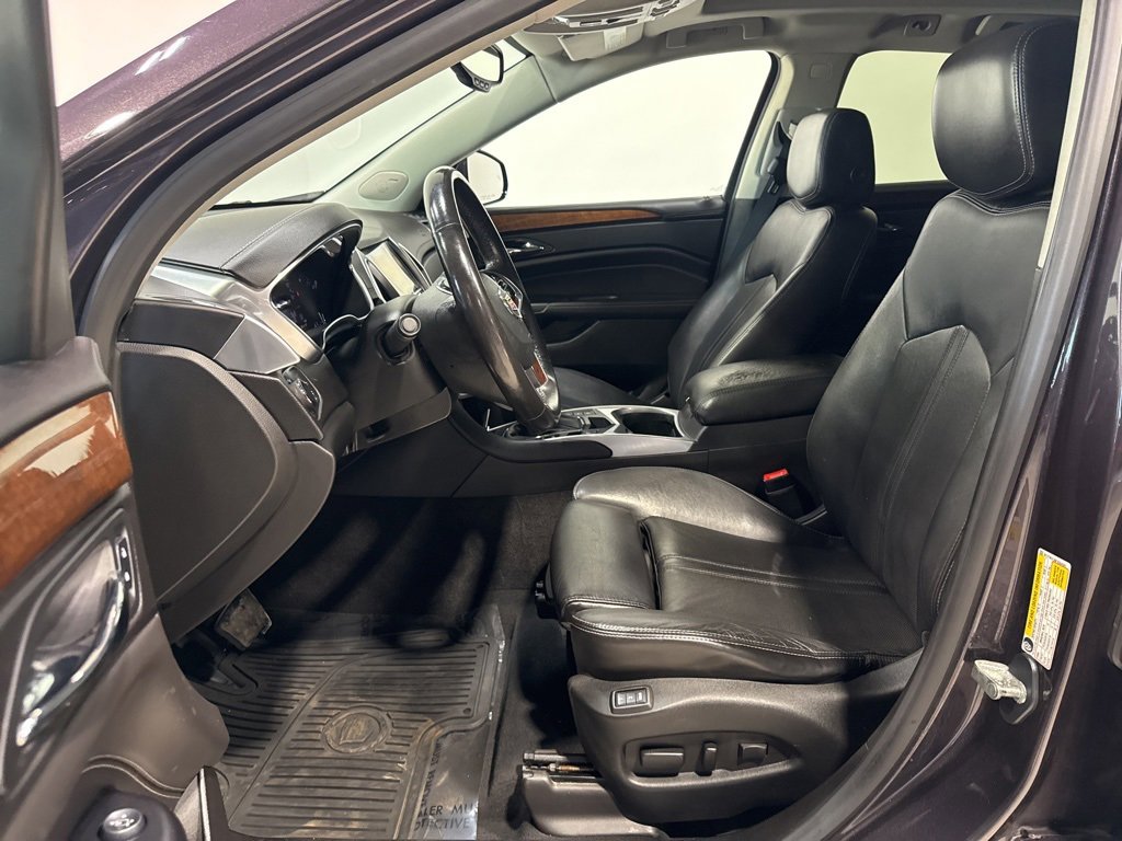 Used 2015 Cadillac SRX Luxury w/ Driver Awareness Package image 21