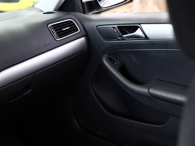 Used 2018 Volkswagen Jetta S FWD image 26