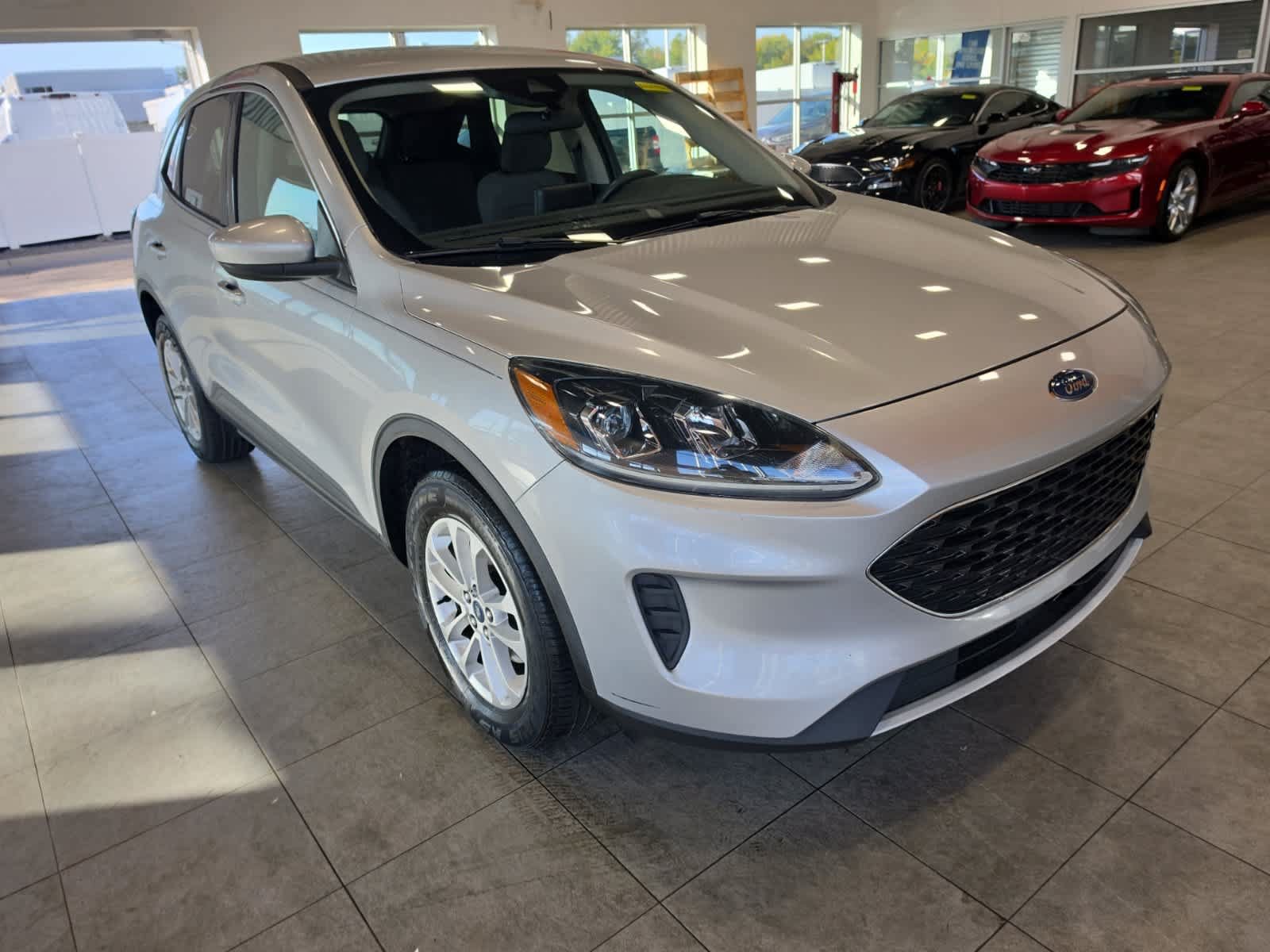 Used 2020 Ford Escape SE AWD/4WD image 3