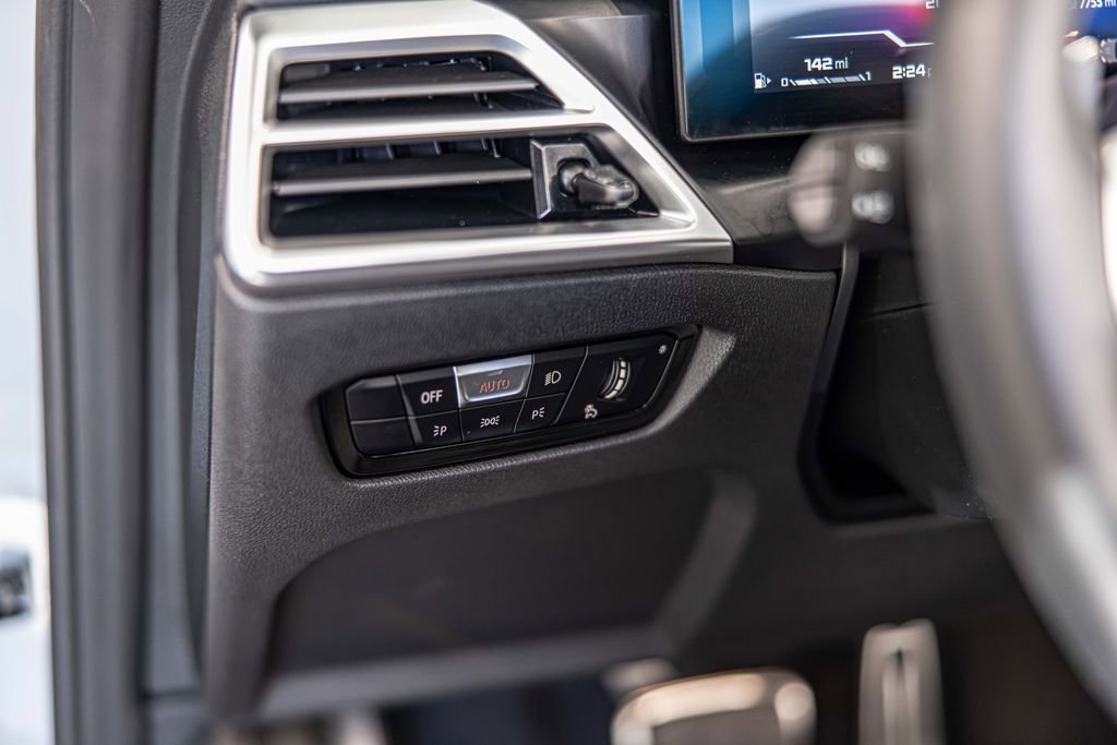 Used 2025 BMW 440i xDrive Convertible image 25