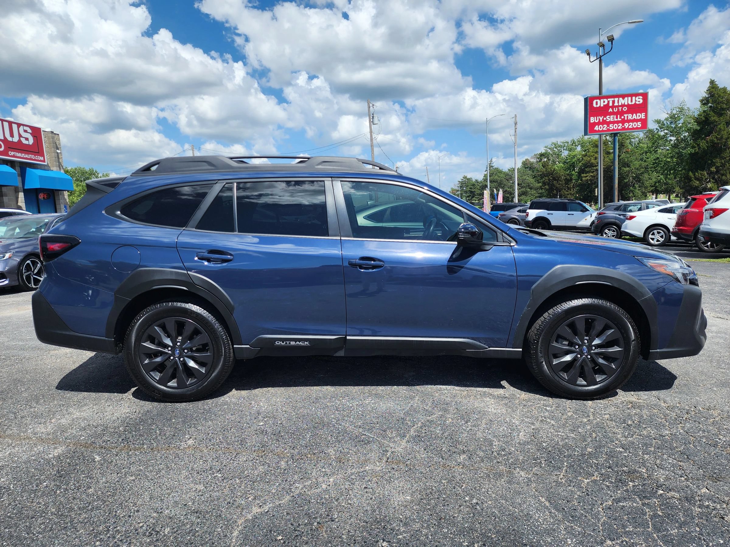 Used 2023 Subaru Outback Onyx Edition AWD/4WD image 8