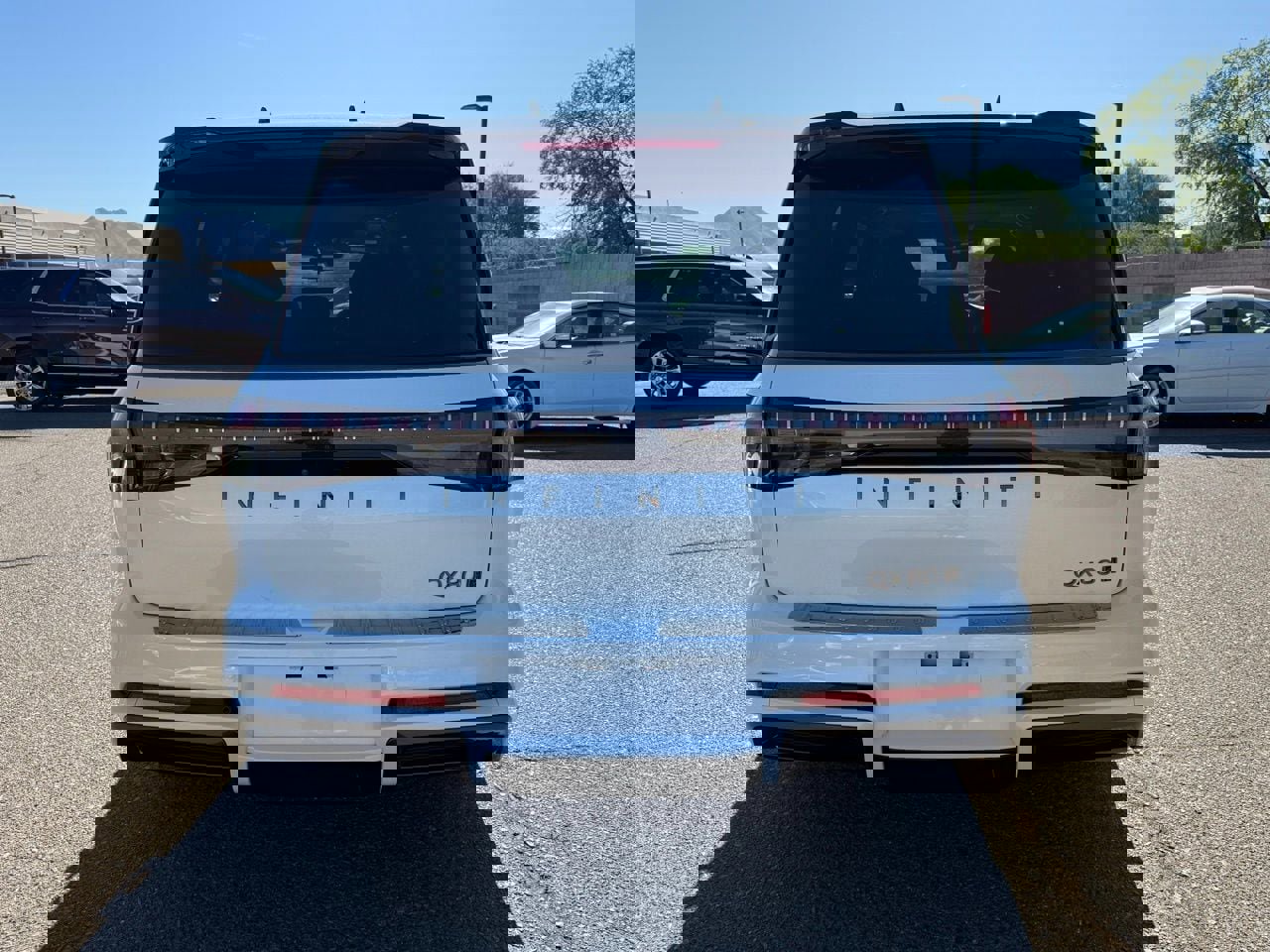 Certified 2025 INFINITI QX80 Autograph w/ Autograph Exterior Package image 6