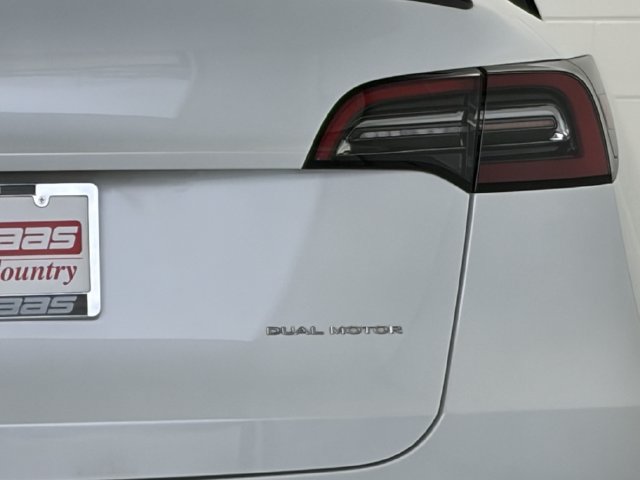 Used 2023 Tesla Model Y Long Range AWD/4WD image 10