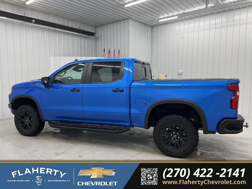 Used 2025 Chevrolet Silverado 1500 ZR2 w/ Technology Package image 5