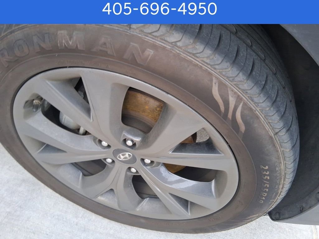 Used 2017 Hyundai Santa Fe Sport w/ Cargo Package image 10