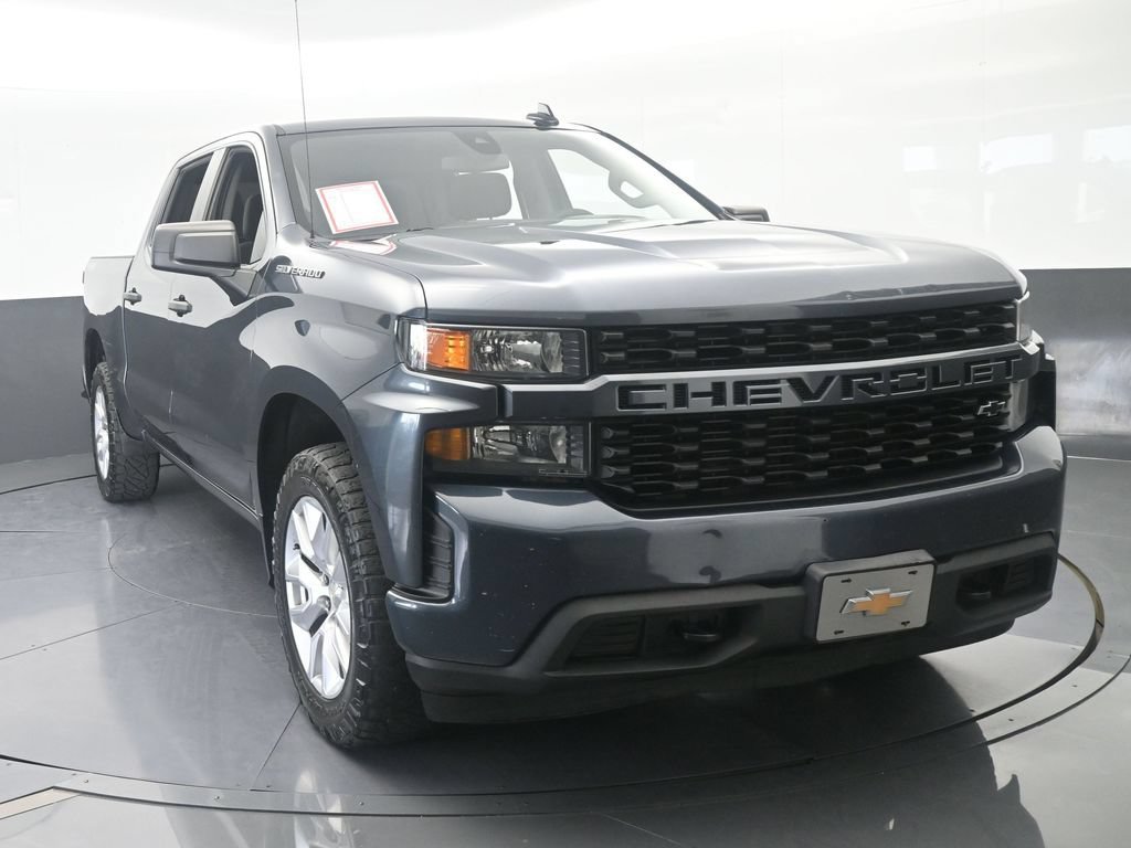 Used 2022 Chevrolet Silverado 1500 Custom w/ Safety Confidence Package AWD/4WD image 9