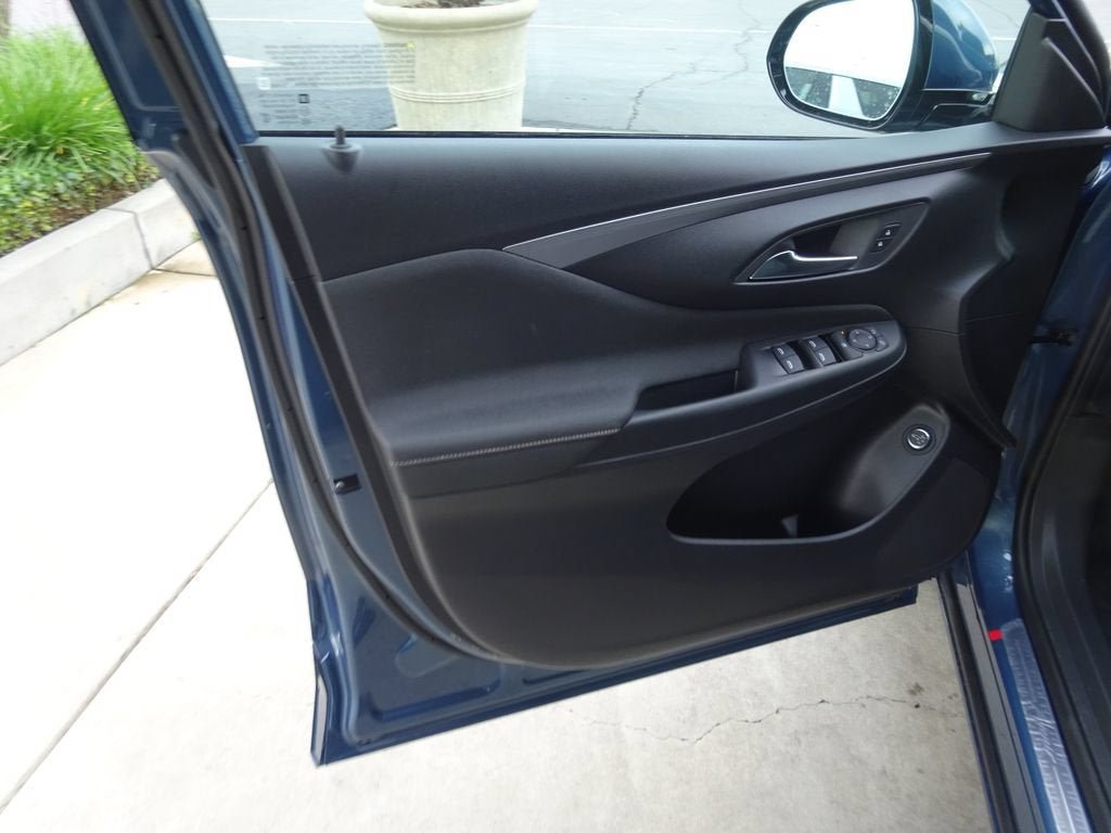 New 2026 Buick Envista Sport Touring FWD image 24