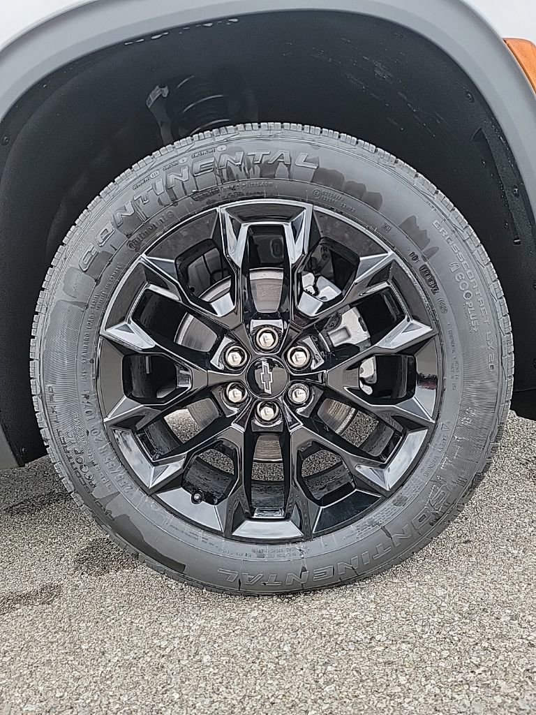 New 2026 Chevrolet Traverse LT w/ Midnight/Sport Edition AWD/4WD image 6