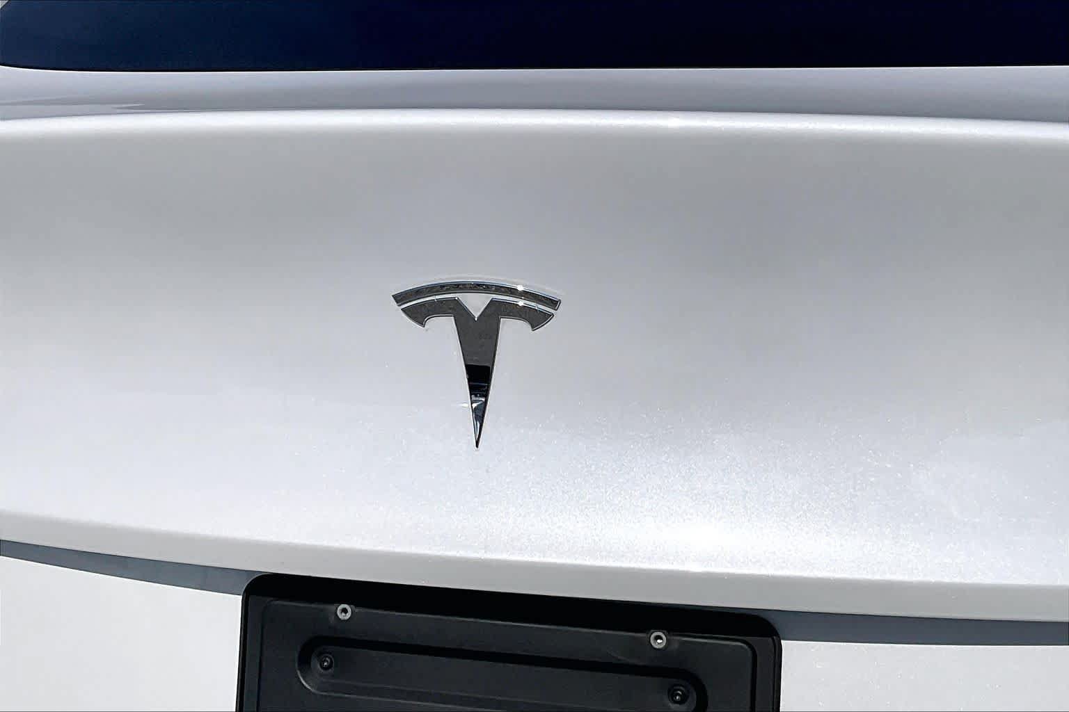 Used 2022 Tesla Model Y Long Range AWD/4WD image 10