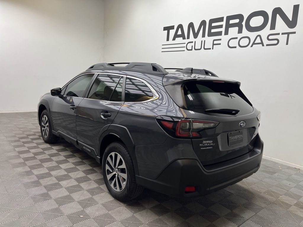 Used 2024 Subaru Outback Premium image 8