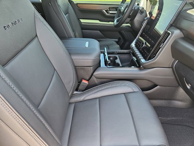 New 2026 GMC Yukon XL Denali AWD/4WD image 11
