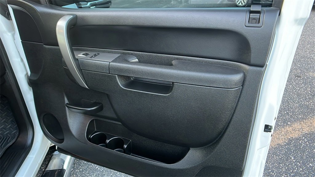 Used 2014 GMC Sierra 2500 SLE w/ SLE Preferred Package image 16