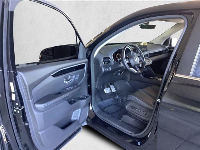 Used 2023 Honda Pilot EX-L image 13