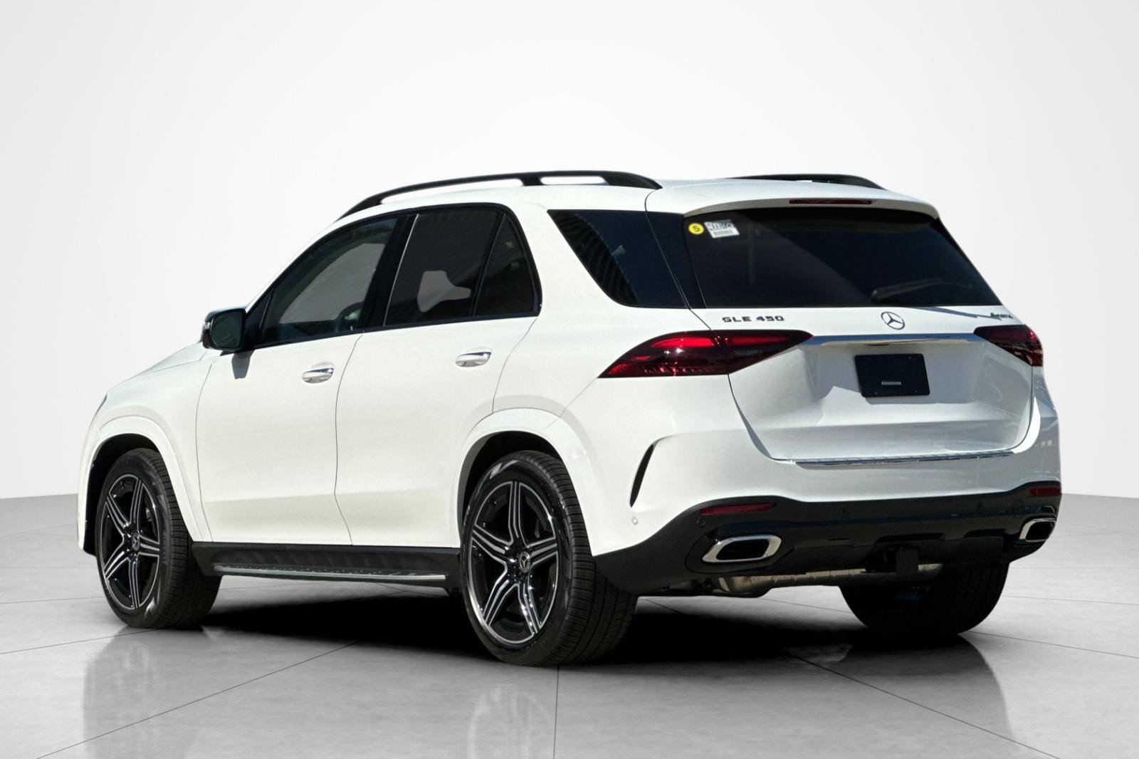 New 2026 Mercedes-Benz GLE 450 4MATIC image 3