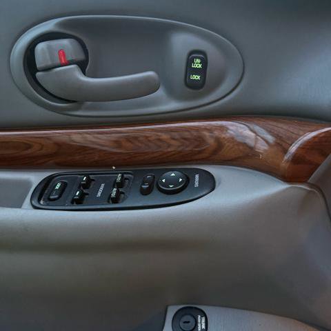 Used 2002 Buick Le Sabre Custom w/ Luxury Pkg FWD image 15