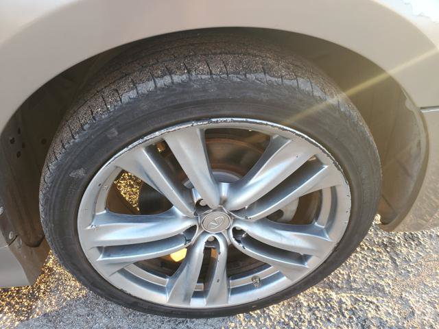 Used 2008 INFINITI M35 w/ Technology Pkg RWD image 19