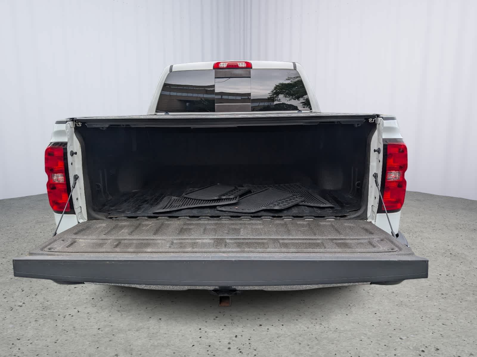 Used 2017 Chevrolet Silverado 1500 LT w/ All Star Edition AWD/4WD image 10