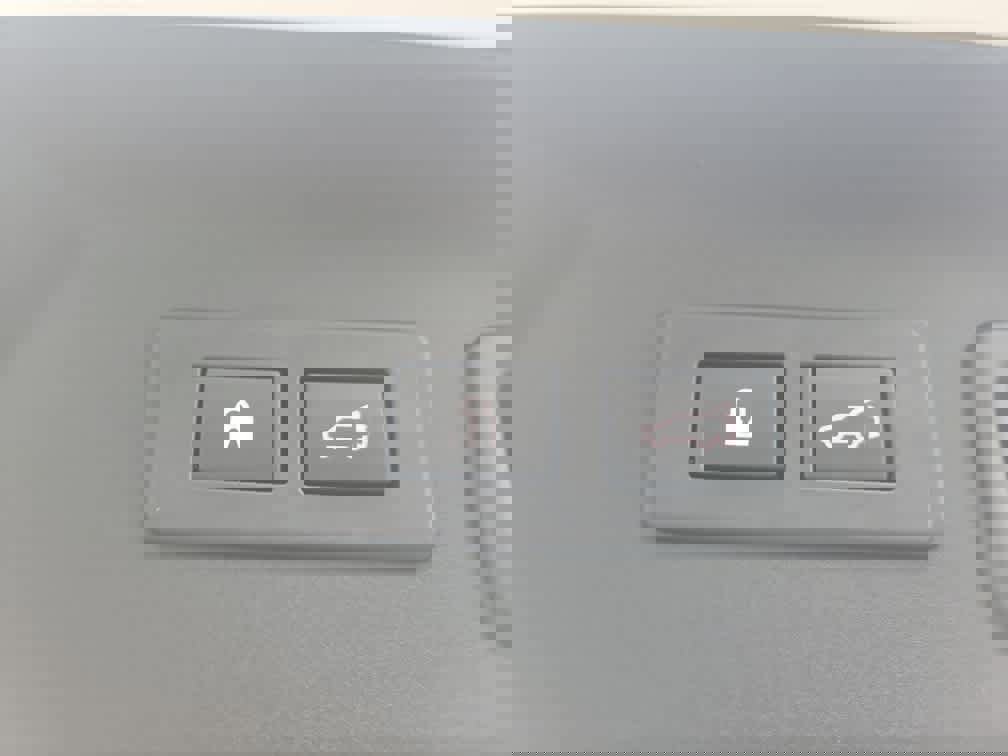 Certified 2025 Subaru Forester Premium image 33