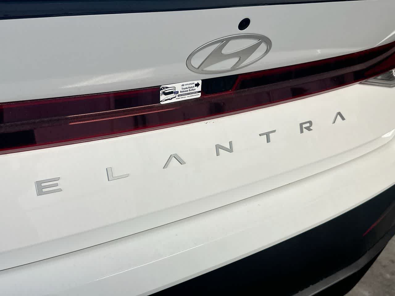 New 2026 Hyundai Elantra Sport FWD image 10