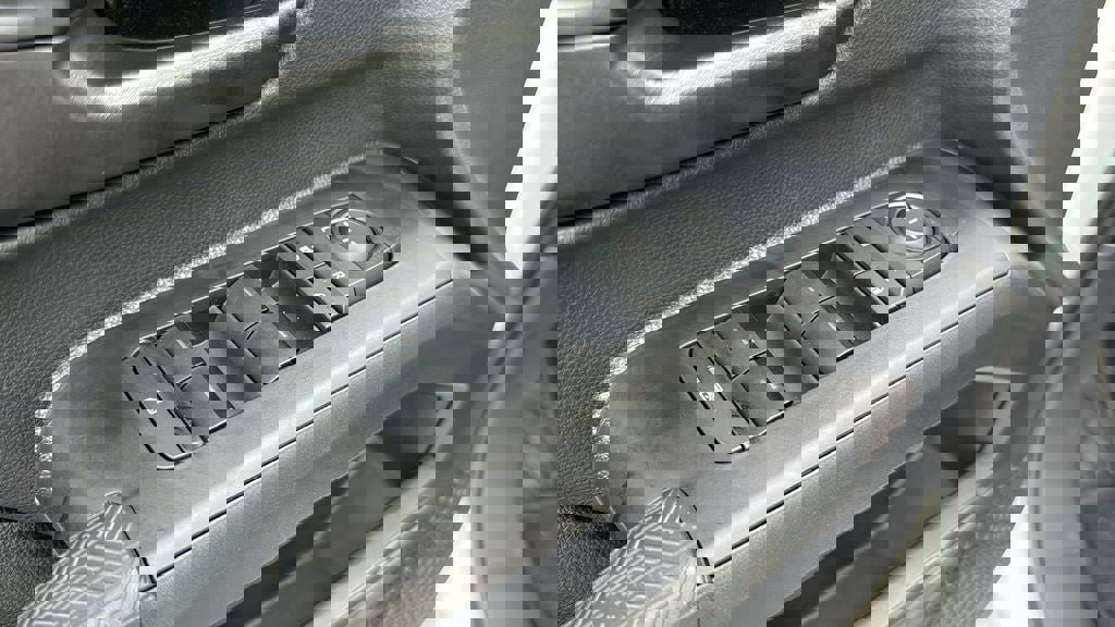 New 2026 Toyota Tacoma SR5 image 15