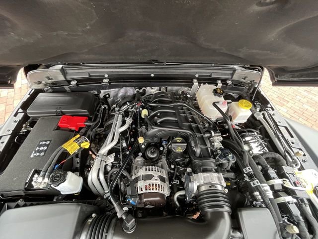 Used 2024 Jeep Gladiator Mojave w/ Technology Group AWD/4WD image 23