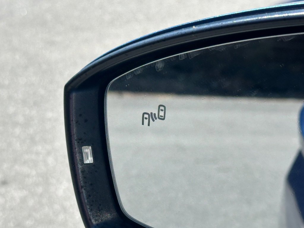 Used 2018 Volkswagen Tiguan SE w/ Panoramic Sunroof Package AWD/4WD image 31