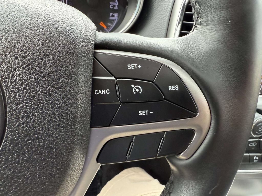 Used 2018 Jeep Grand Cherokee Limited w/ Trailer Tow Group IV AWD/4WD image 23