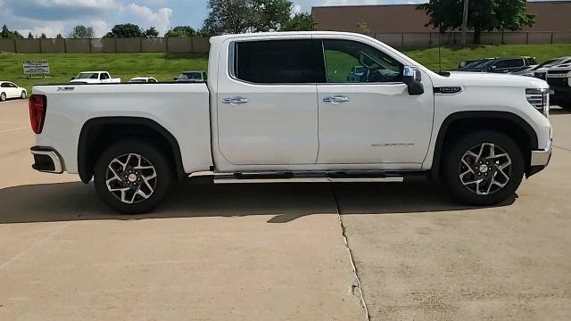 New 2026 GMC Sierra 1500 SLT w/ SLT Premium Plus Package AWD/4WD image 9