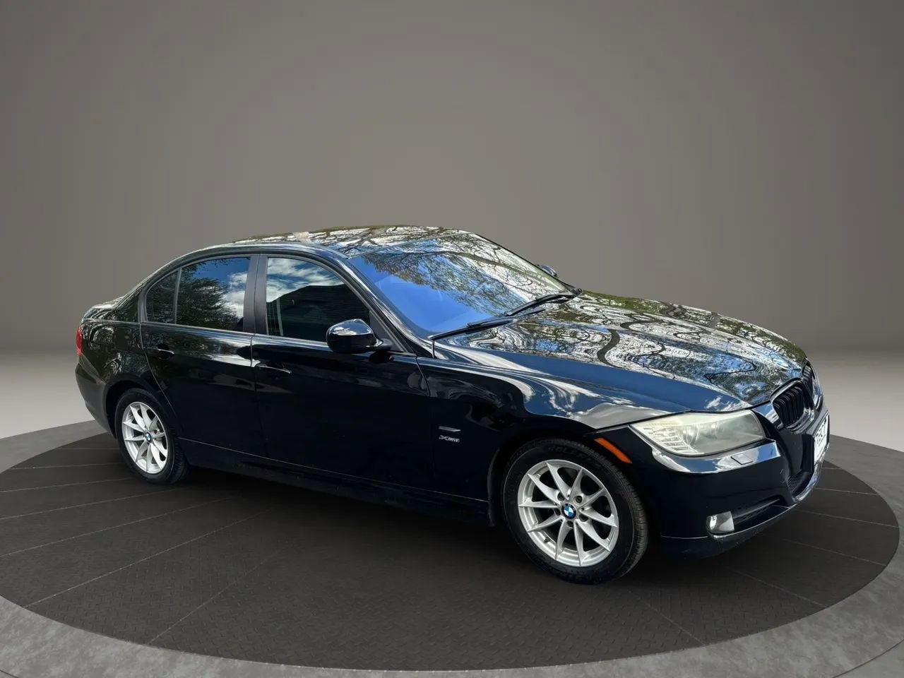 Used 2010 BMW 328i xDrive Sedan AWD/4WD image 9