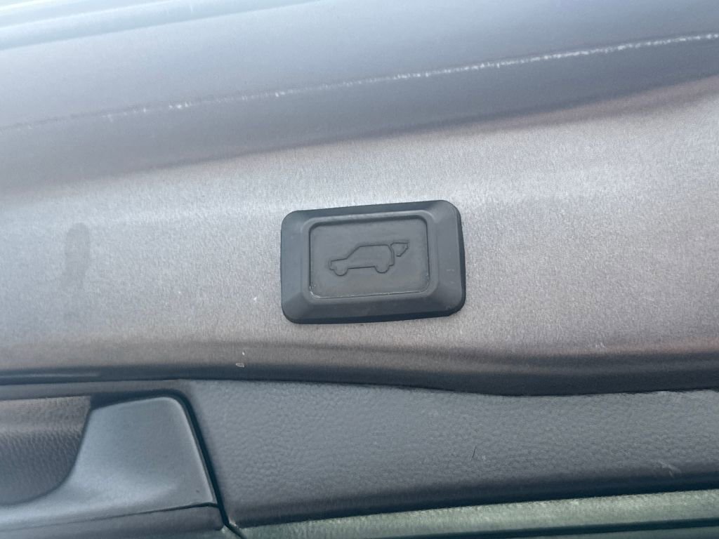 Used 2022 Toyota RAV4 XSE w/ XSE Grade Weather Package image 12