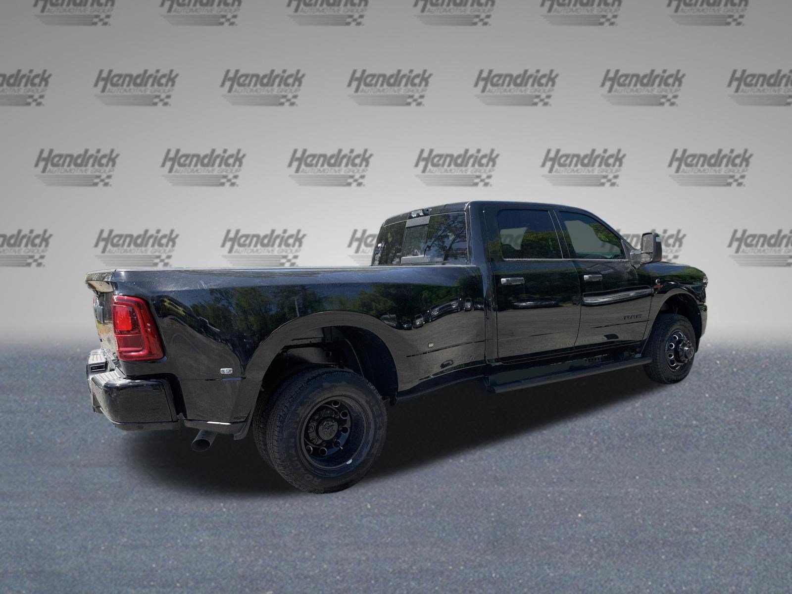 New 2026 RAM 3500 Big Horn AWD/4WD image 8