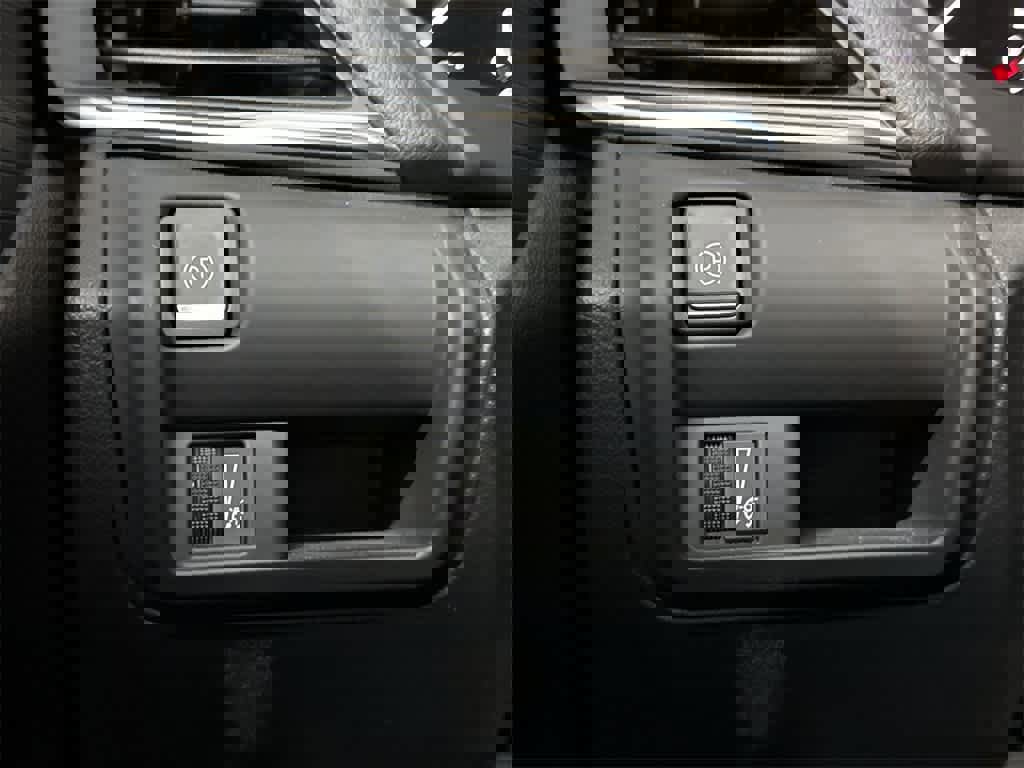 Used 2024 Cadillac CT4 Luxury image 17