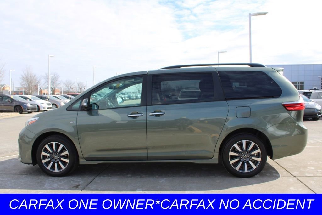 Used 2020 Toyota Sienna Limited Premium image 4