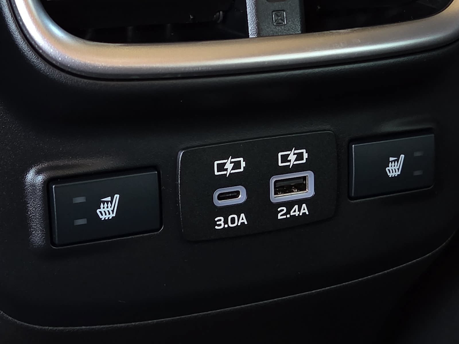 Certified 2023 Subaru Outback Touring AWD/4WD image 11
