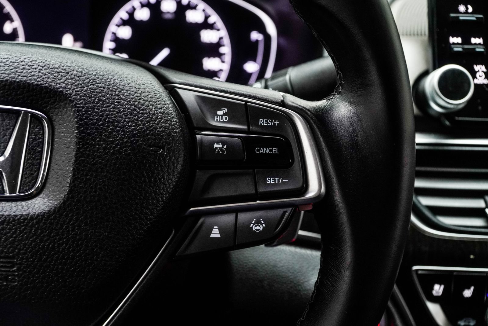 Used 2021 Honda Accord Touring image 29