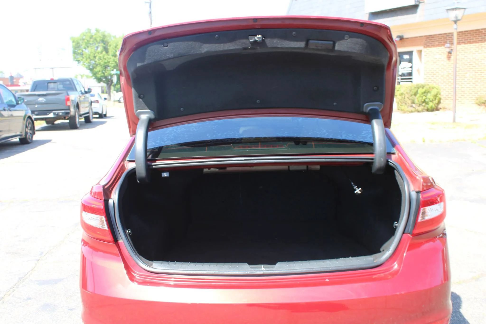 Used 2016 Hyundai Sonata SE FWD image 16