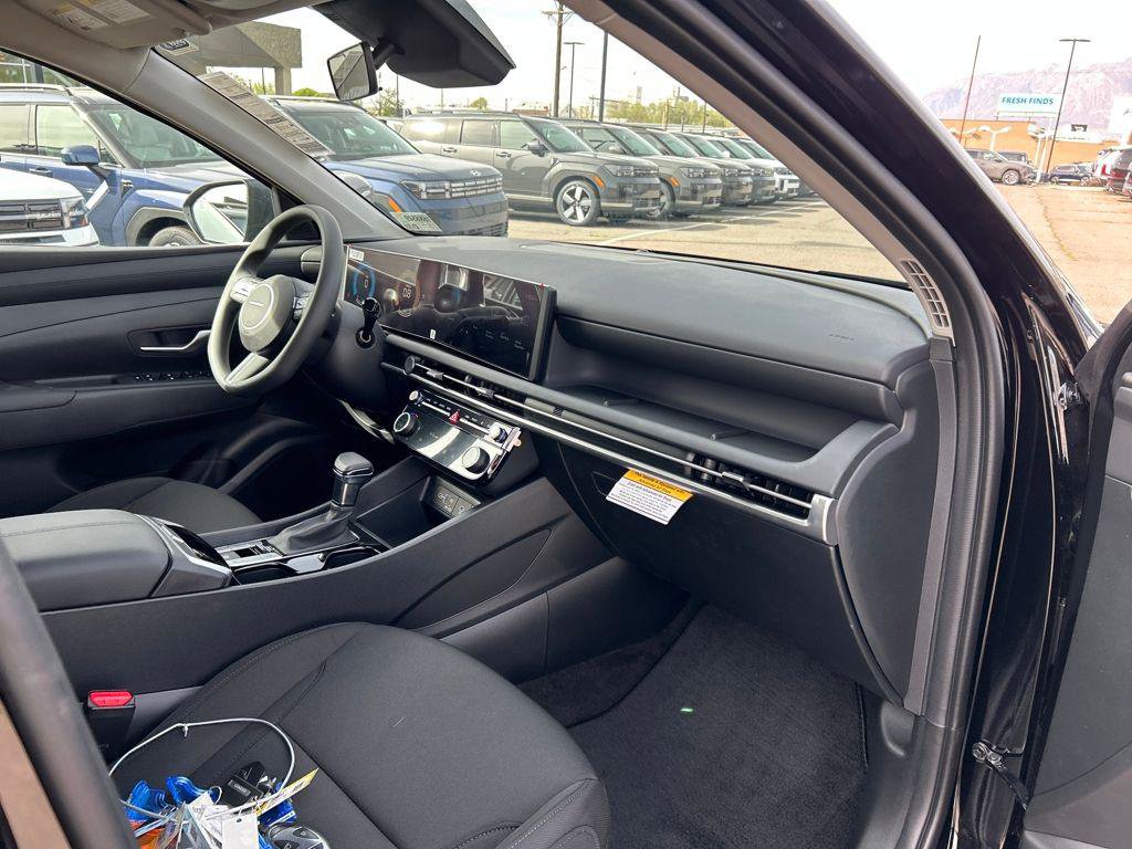 New 2026 Hyundai Tucson SEL image 13