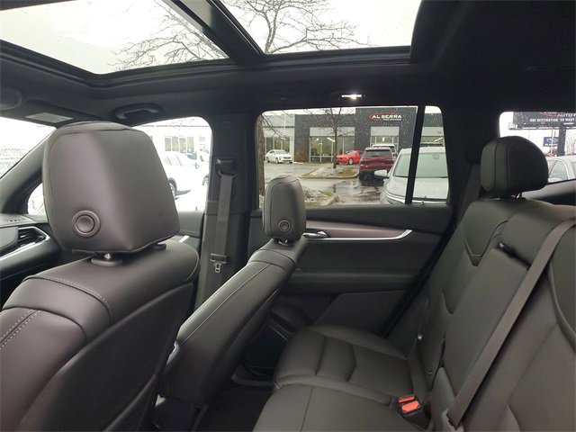 Certified 2024 Cadillac XT6 Luxury image 10