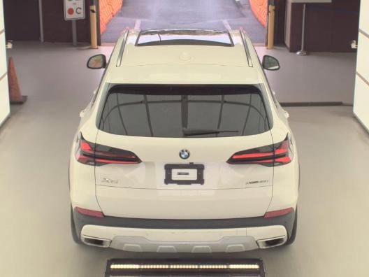 Used 2024 BMW X5 xDrive40i w/ Premium Package AWD/4WD image 5