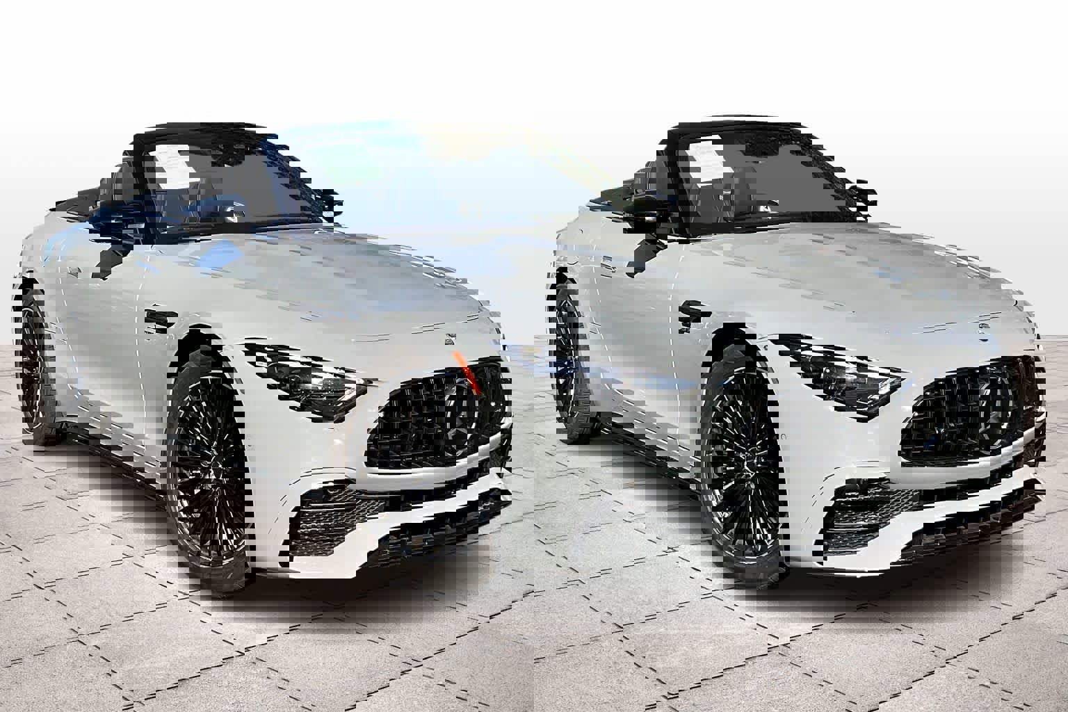 Used 2024 Mercedes-Benz SL 43 AMG image 2