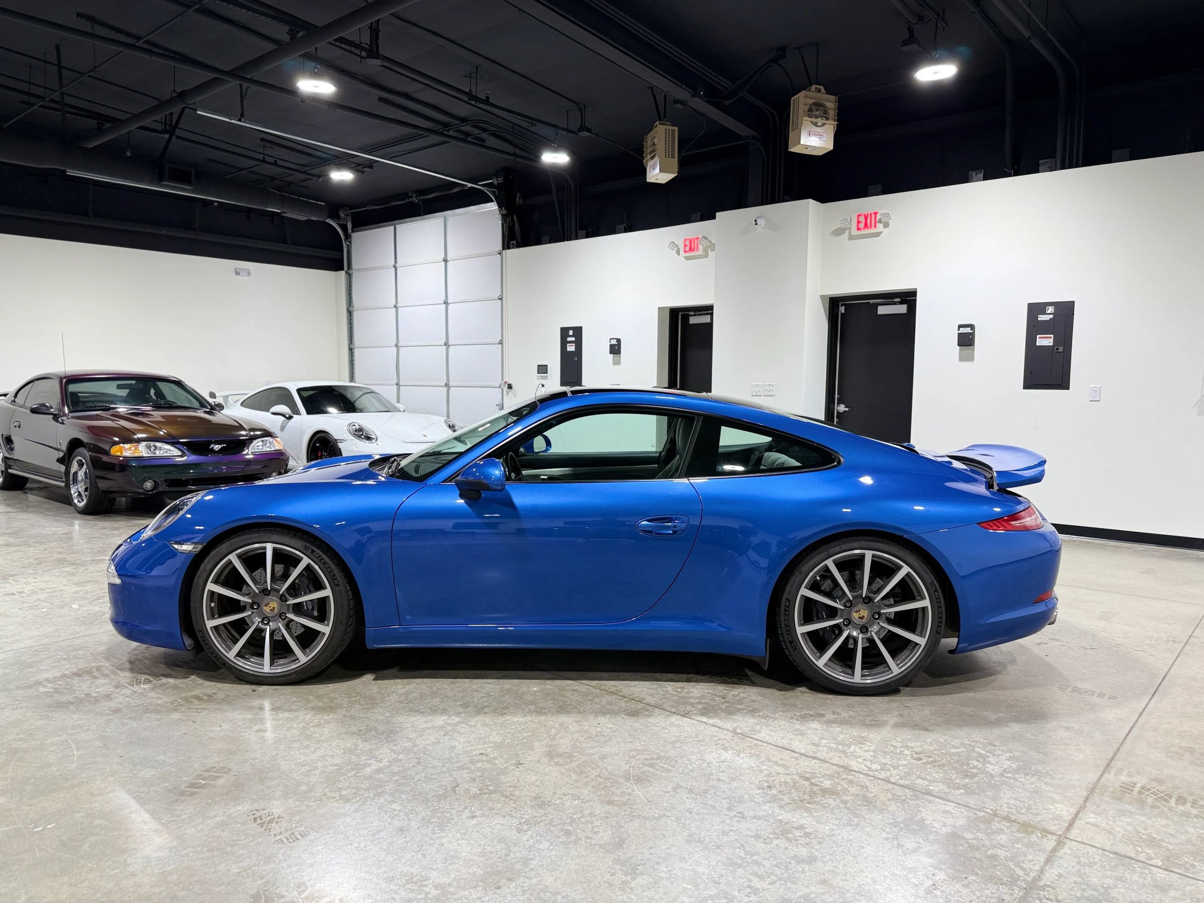 Used 2015 Porsche 911 Carrera image 24