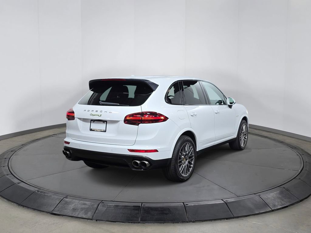 Used 2017 Porsche Cayenne S Platinum AWD/4WD image 6