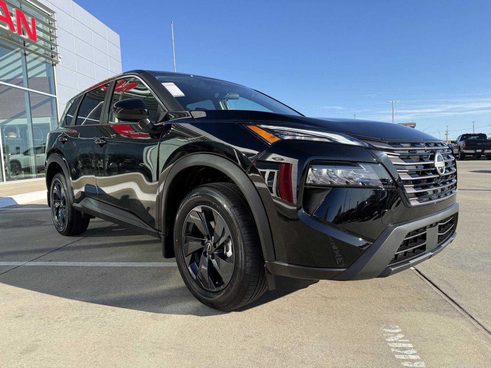 New 2026 Nissan Rogue SV FWD image 5