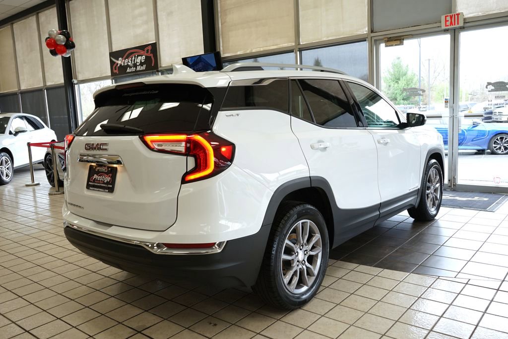 Used 2023 GMC Terrain SLT FWD image 15