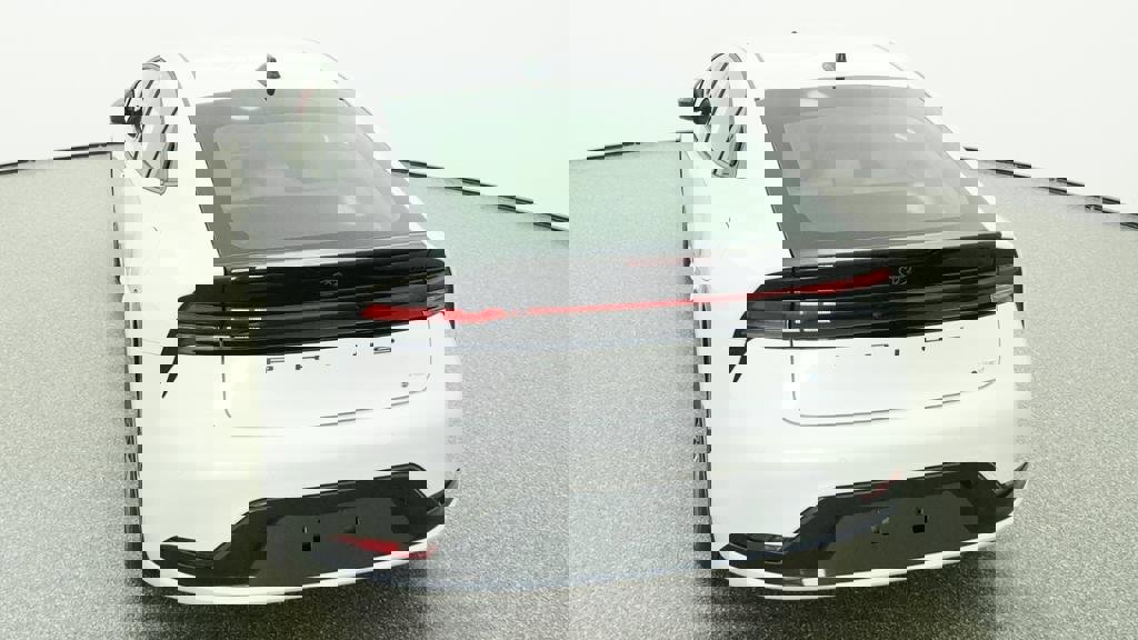 New 2026 Toyota Prius XLE FWD image 6