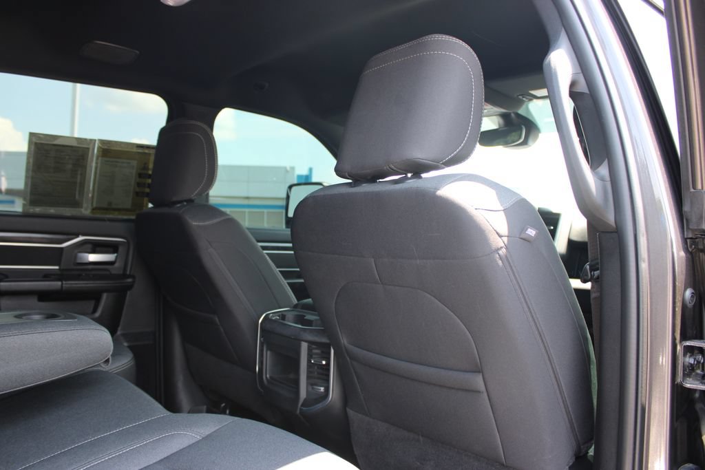 Used 2024 RAM 2500 Big Horn w/ Night Edition AWD/4WD image 35