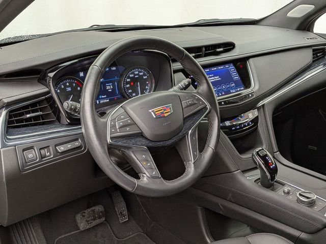 Certified 2023 Cadillac XT5 Premium Luxury w/ Technology Package AWD/4WD image 9